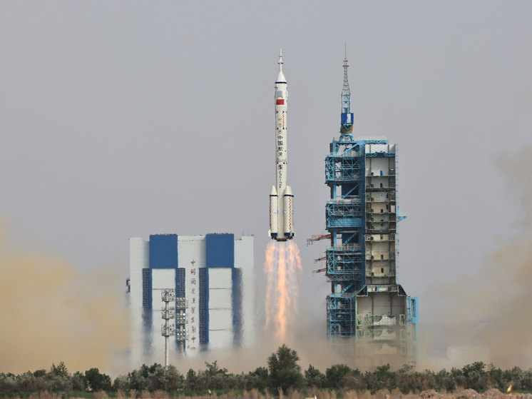 Китай раскрыл свои планы отправить людей на Луну