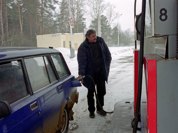 Новак: рост цен на топливо в России не превышает инфляцию