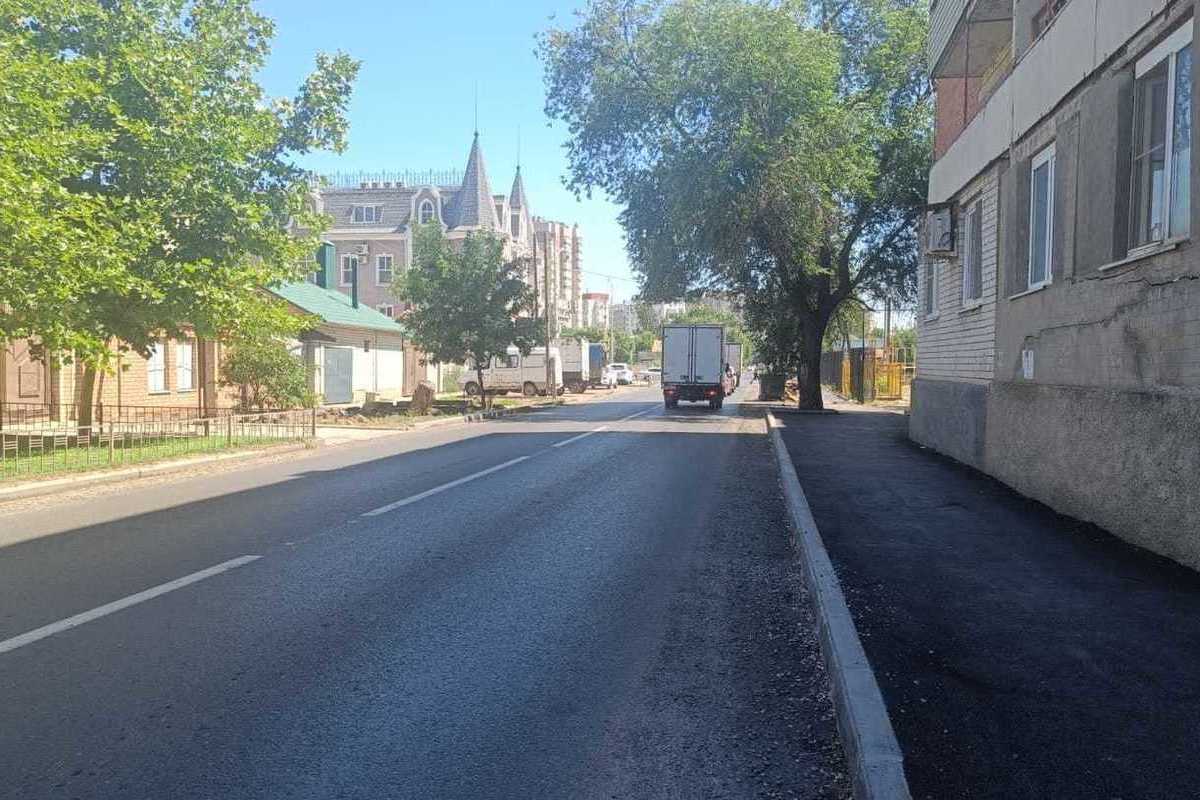 красная набережная в астрахани