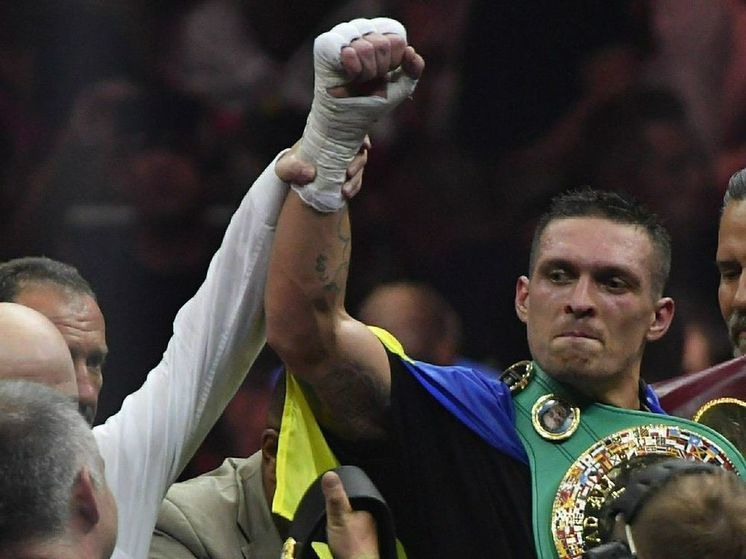 Боксер Александр Усик заявил, что будет баллотироваться в президенты Украины