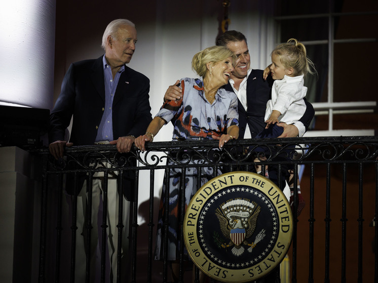 Хантер Байден помогал получить визу США украинскому бизнесмену Злочевскому, подозреваемому в коррупции