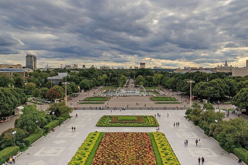 Парк горького 3 июля. Центральный парк Горького Москва. ЦПКИО Горького Москва. Горьковский парк Москва. Парк Горького Воробьевы горы.