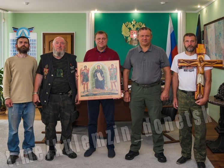 Паломники автомобильного крестного хода прибыли в ДНР