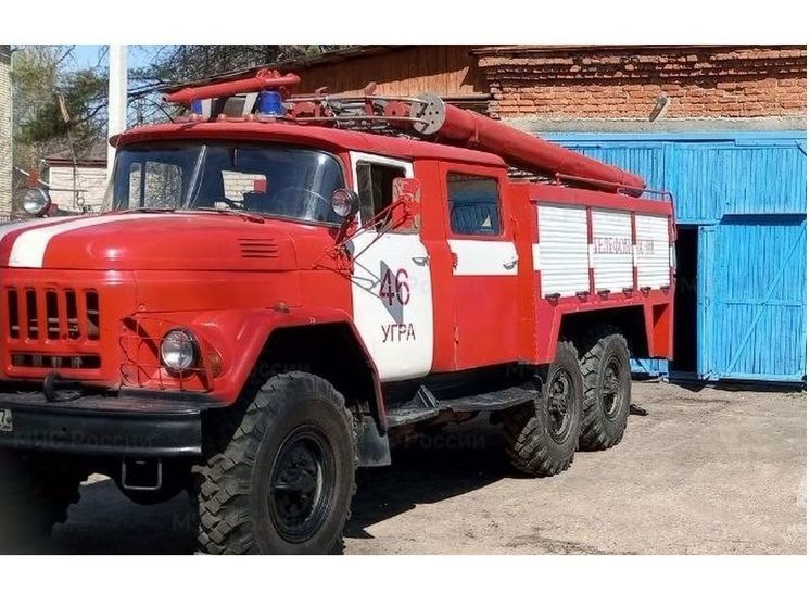 В Угранском районе во Всходах горела баня