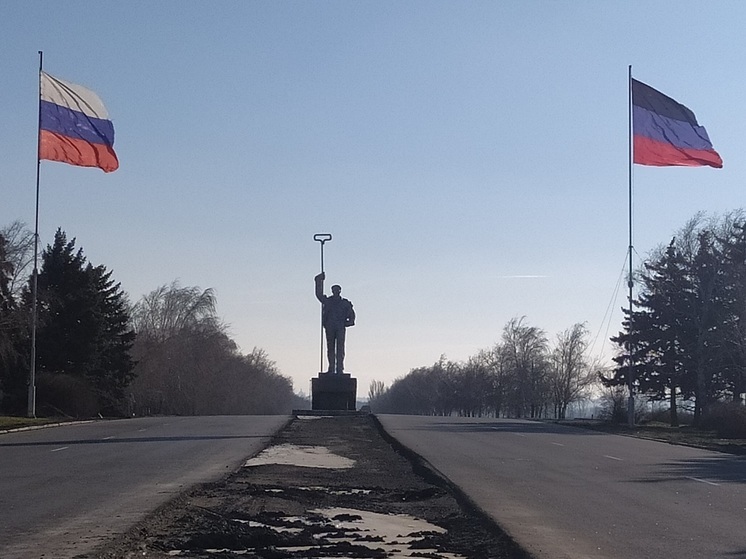 Изображение знаменитого мариупольского памятника украсило почтовые карточки ДНР