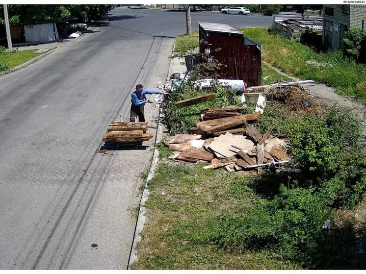 Мэр Ессентуков опубликовал снимки пойманных в фотоловушки горожан