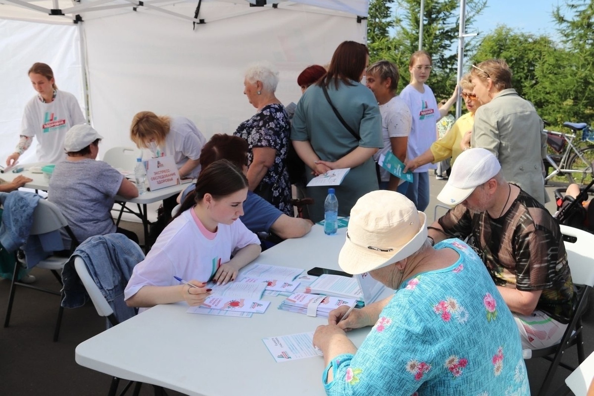 «Мобильный пункт здоровья» принял в субботу более 200 пациентов в Архангельске и Северодвинске