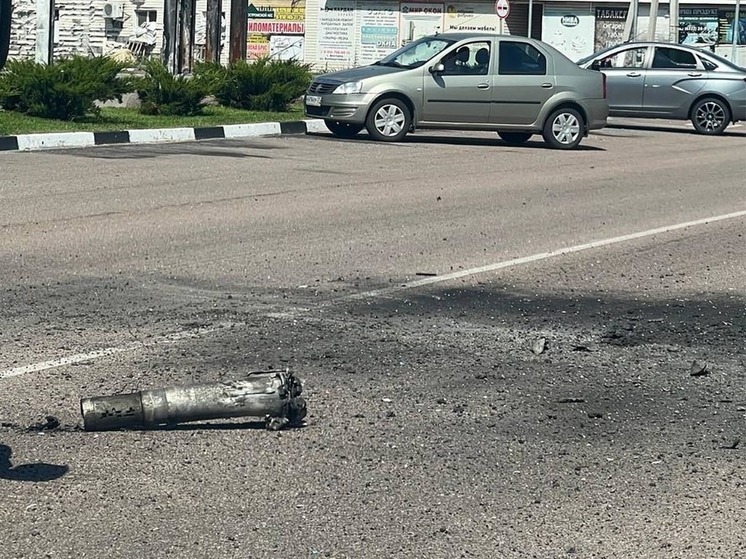 Гладков: ВСУ из "Градов" обстреляли район центрального рынка в Шебекино, погибла женщина