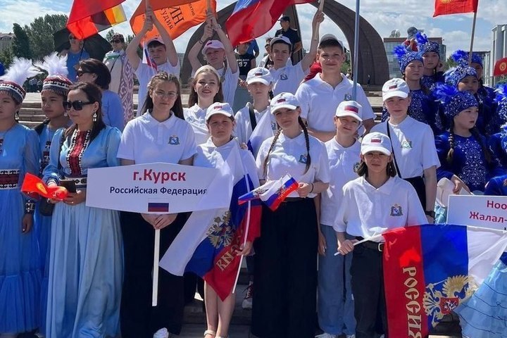 Курский детский театр «Арлекин» завоевал Гран-при XIII Международного этно-карнавала в Кыргызстане