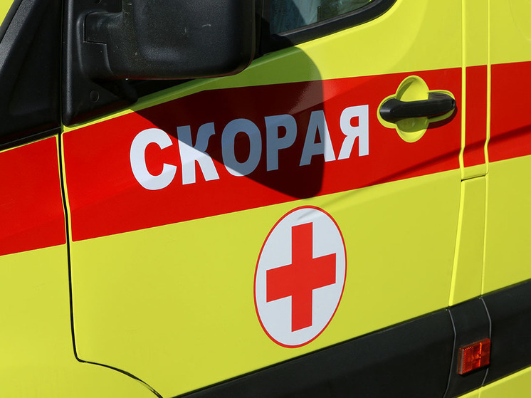 А малыш вывалился с 4 этажа 