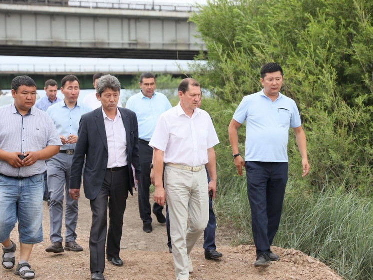 Мэр Улан-Удэ проинспектировал гидрологическую обстановку в городе