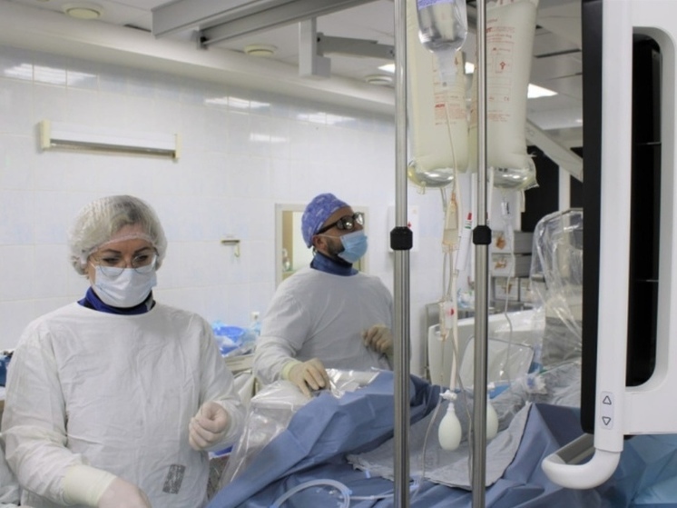 Сургутские врачи сделали редкую операцию при фистуле спинного мозга