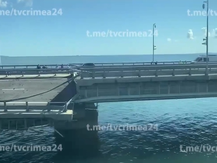 Взрыв на Крымском мосту: что известно к этому часу