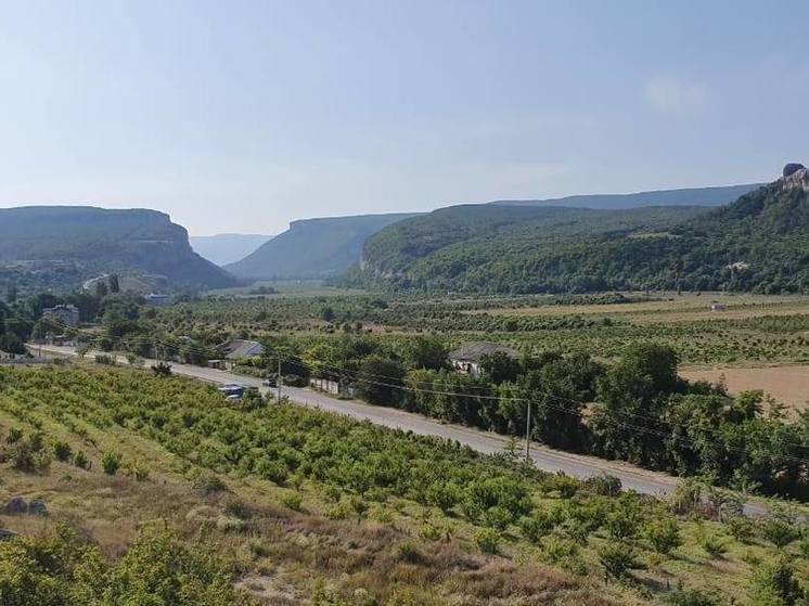 Крючков: очередей на трех пунктах пропуска на административной границе Крыма с Херсонской областью нет