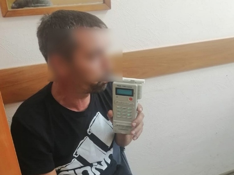 В Омской области пьяный водитель сбил женщину и сбежал с места ДТП