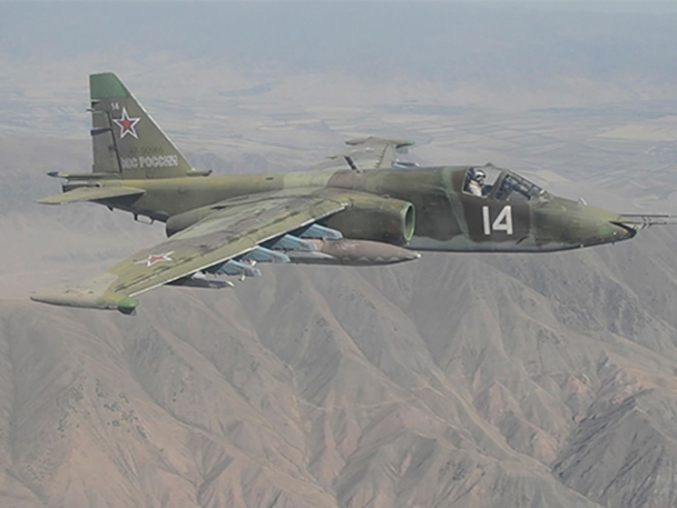 В Сеть выложили еще одно видео крушения Су-25 в Ейске