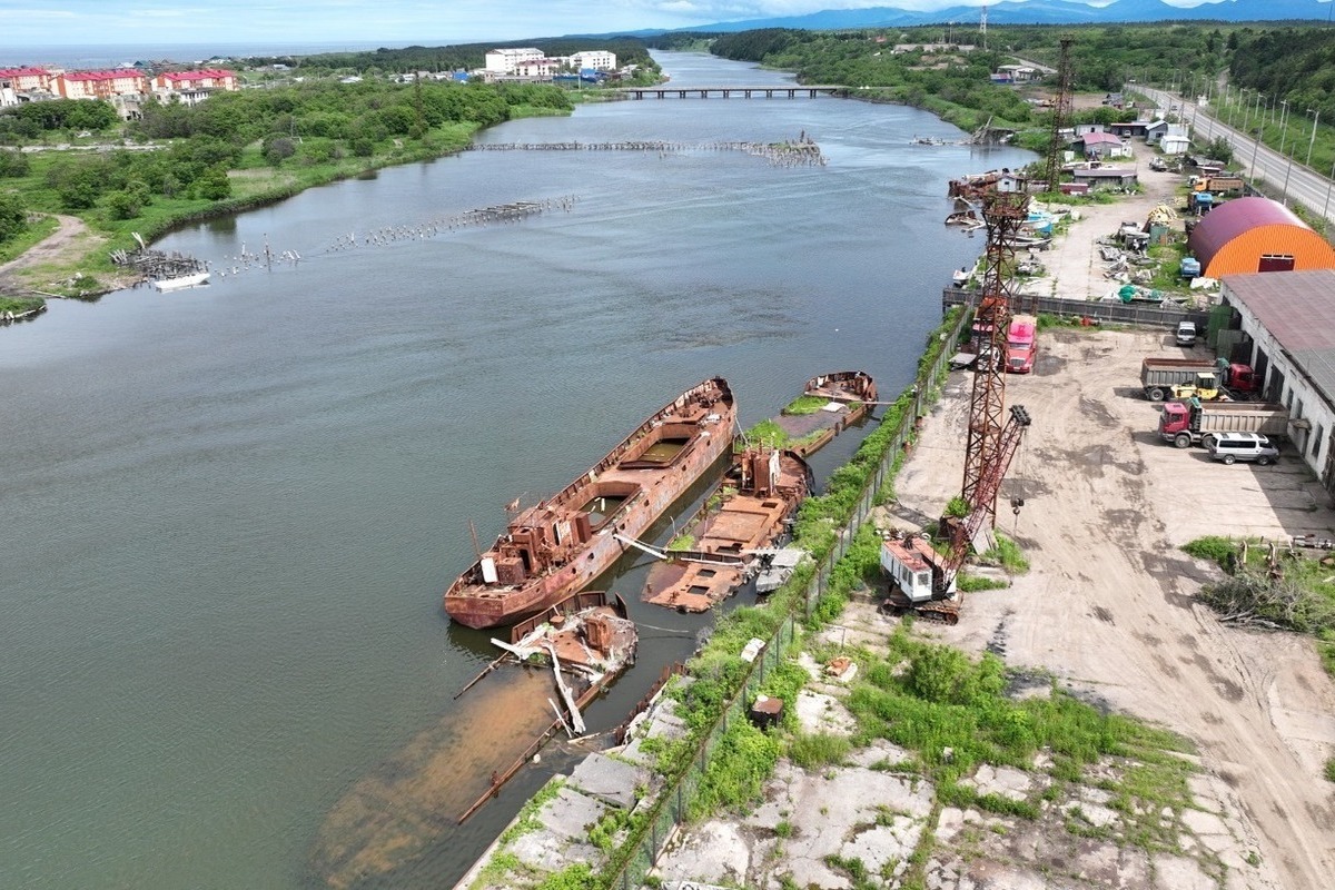 Фото утонувших кораблей