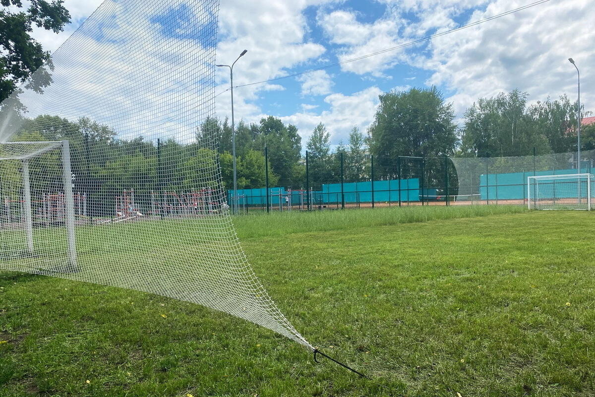 Футбольная площадка картинки