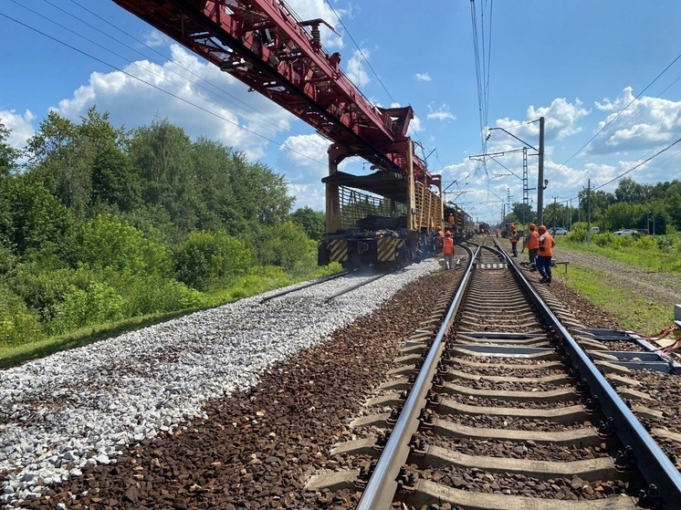 Начался ремонт путей на участке Виноградово — Бронницы