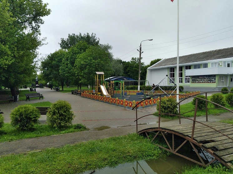 В станице Григорьевской Северского района благоустроили сквер