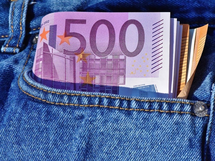 Германия — Кому положены 3000 евро, не облагаемыe налогом