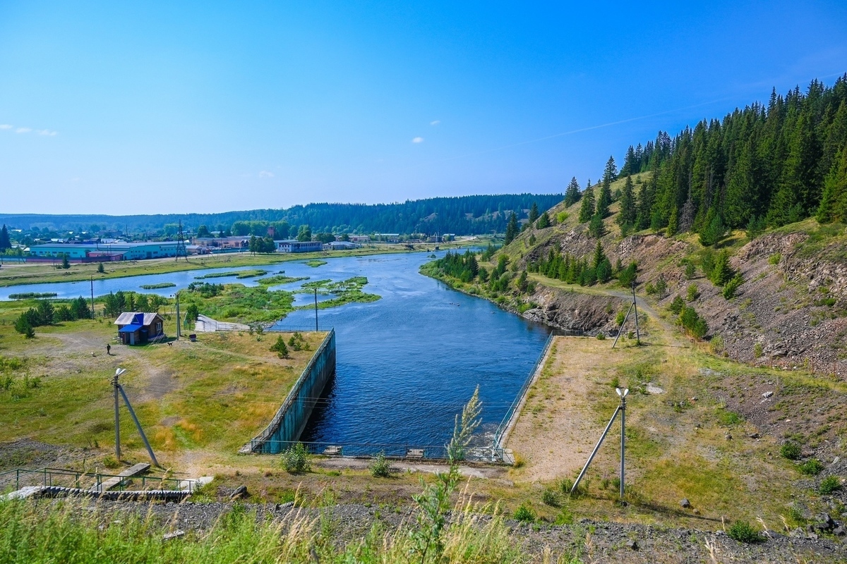 Водохранилище на юге. Тесьминское водохранилище. Верхне-Макаровское водохранилище. Малое Тесьминское водохранилище Златоуст зимой. Южноуральское водохранилище фото.