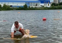 В Белгороде продолжается проект «Безопасное лето», в рамках которого детей бесплатно обучают плаванию
