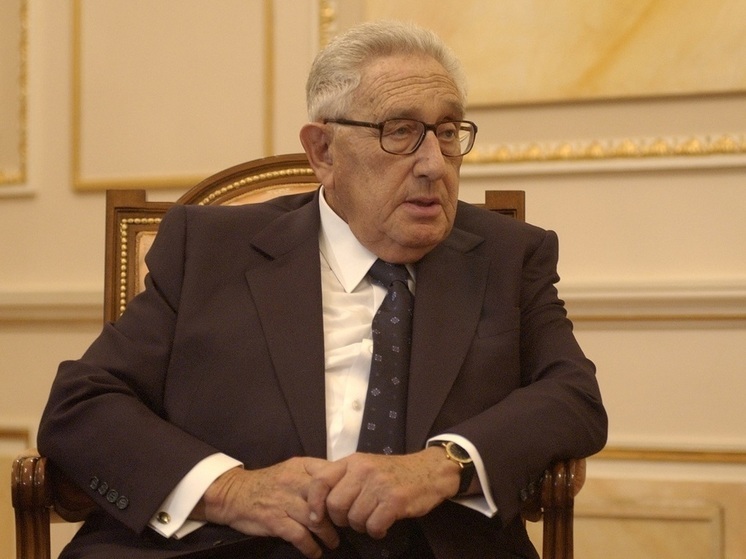 Патриарх американской дипломатии назвал себя «другом Китая»