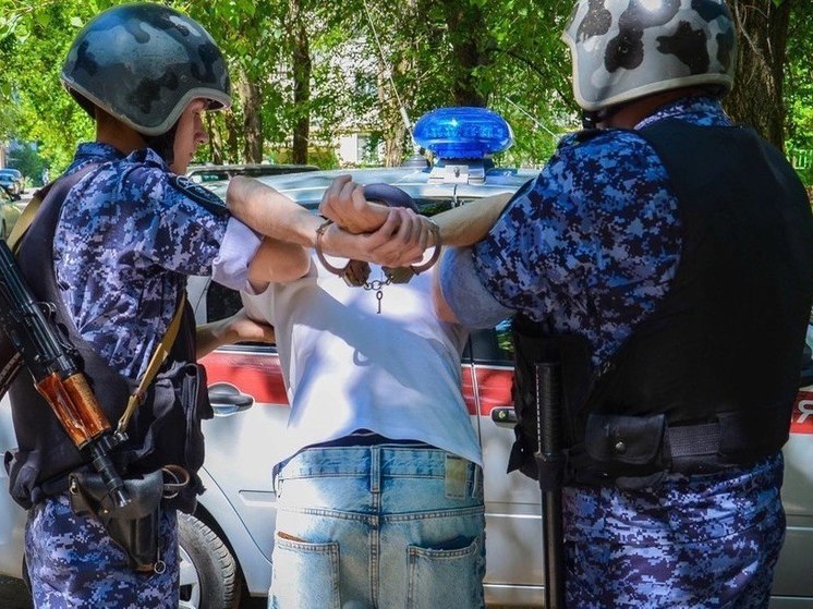 Незваный гость: пензенец хотел пройти в охраняемое общежитие к подруге