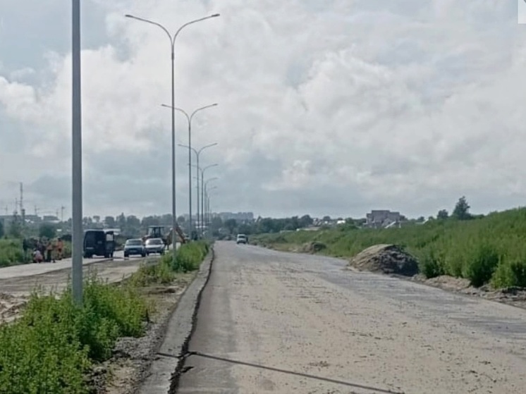 На дороге по улице Ильи Иванова в Брянске проложат ливнёвку