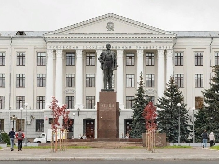 В переносе памятника Ленина не вижу ничего плохого — Борис Елкин