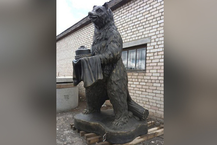 Костромские монументы: райцентр Вохма украсит скульптура медведя