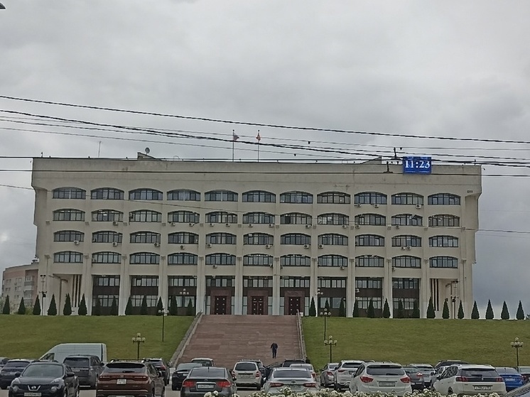 Белый дом во Владимирской области отделают вентфасадом