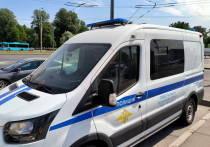 В Бердске Новосибирской области неизвестный попытался сжечь здание местного военкомата