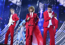 Сын российского певца и стилиста Сергея Зверева в интервью со StarHit сообщил, что в настоящий момент живет в Подмосковье и работает на стройке