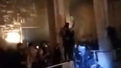 Толпа протестующих подожгла посольство Швеции в Багдаде: видео