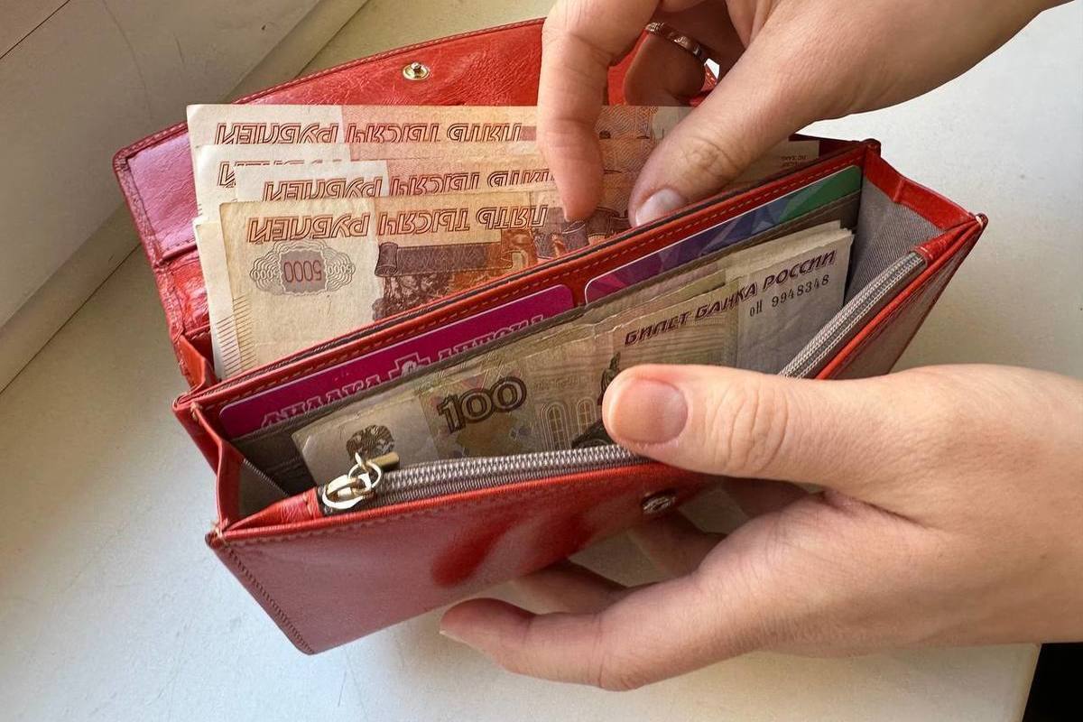 Пенсионеры и льготники из Ленобласти получат доплаты к пенсиям после перерасчета с 1 августа