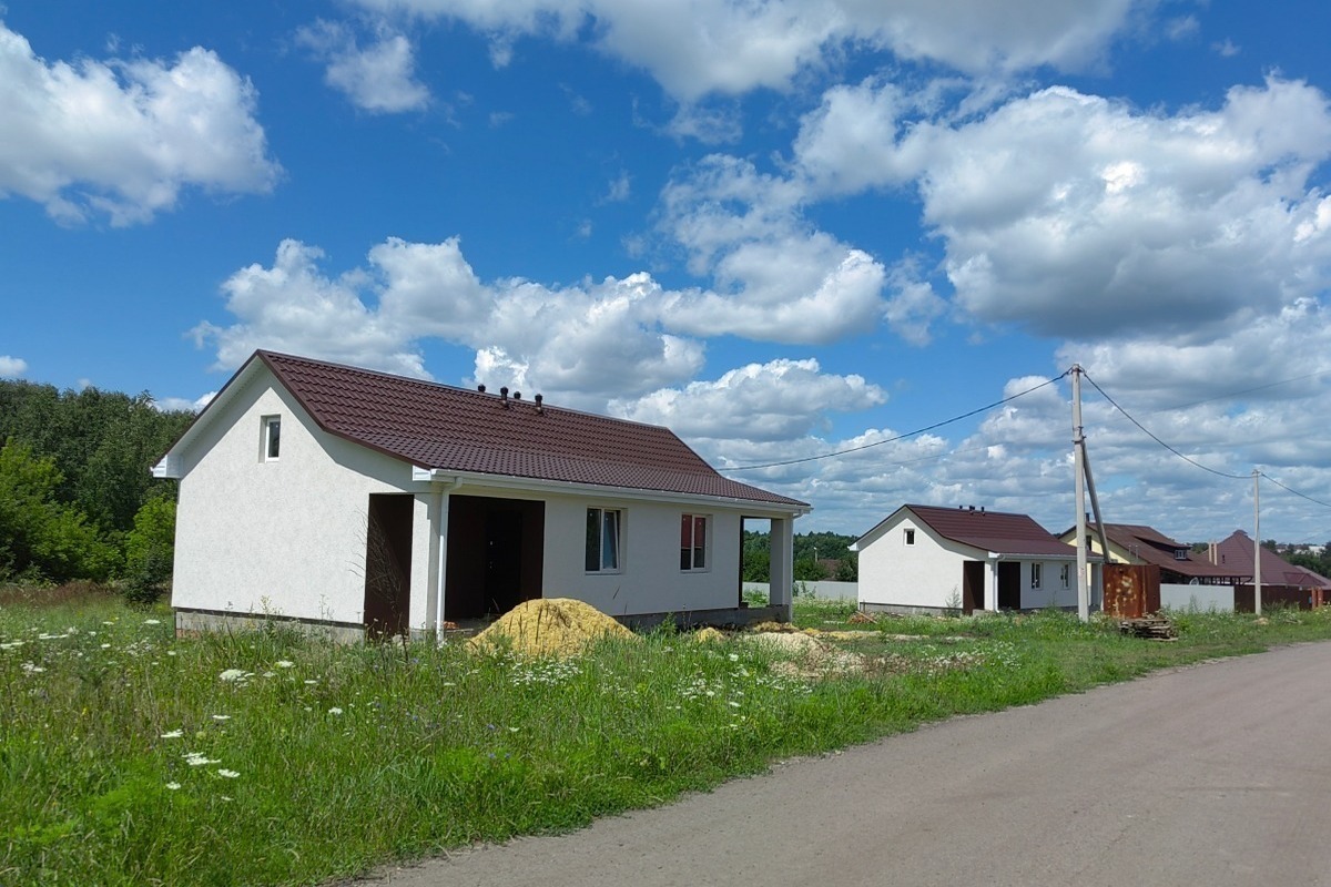 В Яковлевском горокруге 18 детей-сирот получат новые дома