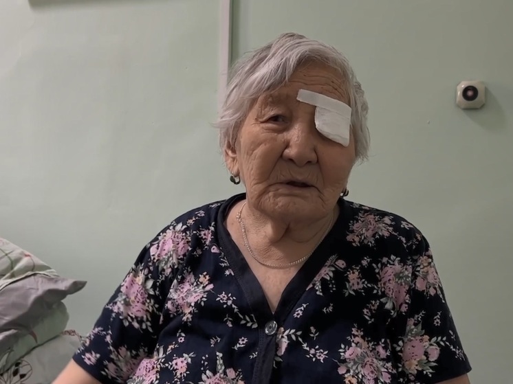 Офтальмохирурги в Улан-Удэ успешно прооперировали 100-летнюю пациентку