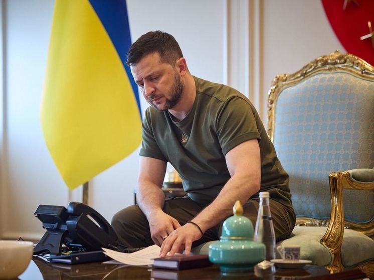 Зеленский уволил раскритиковавшего его посла Украины в Великобритании Пристайко