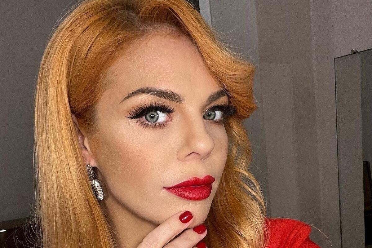 40-летняя звезда мюзиклов стройна как тростинка