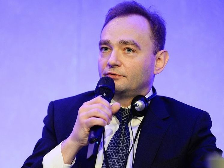 Обвиняемый во взятке Паршин уволен с поста замглавы Минцифры