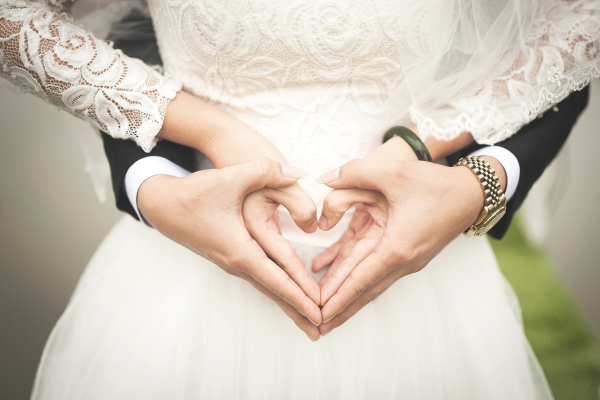 Более 100 крепких супружеских пар чествовали в ЗАГСах Поморья в текущем году