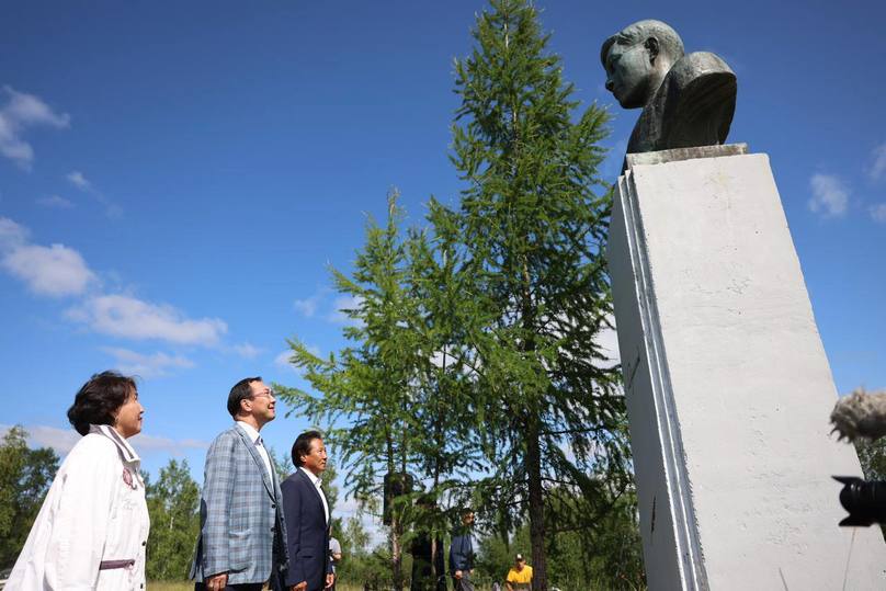 Айсен николаев фото