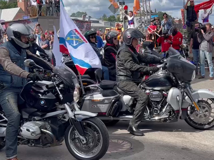 Дрозденко возглавил мотопробег Baltic Rally из Выборга до границы с Финляндией