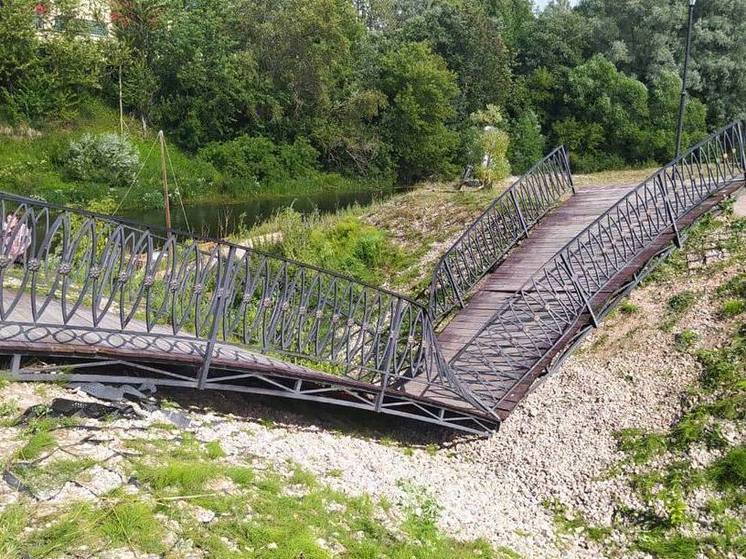 Прокуратура организовала проверку после обрушения моста в Луге
