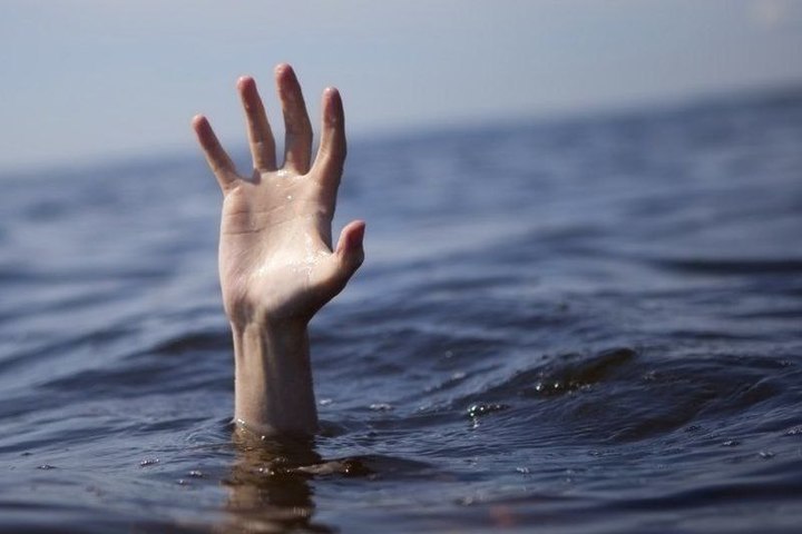 20-летняя девушка едва не утонула у Нижне-Волжской набережной в Нижнем Новгороде 23 июля