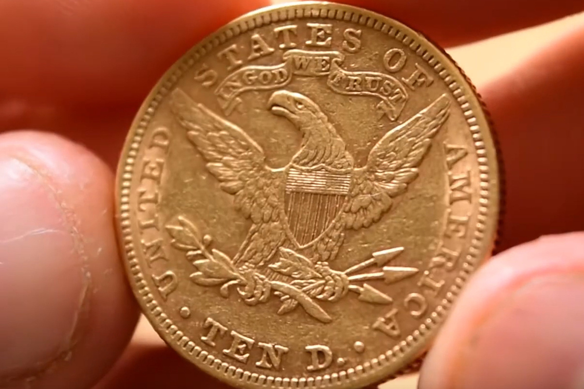 На кукурузном поле обнаружен клад золотых монет Гражданской войны на миллионы долларов