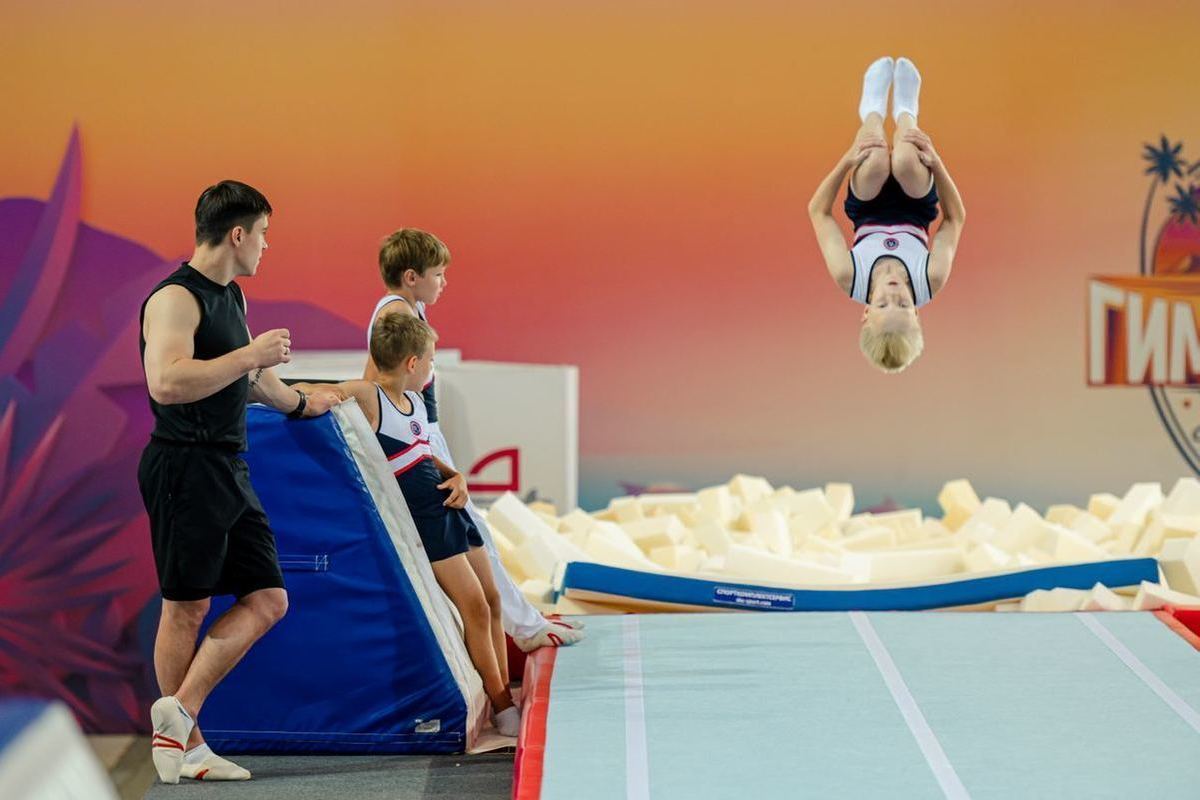 Olympic champion in artistic gymnastics held a master class in Sirius