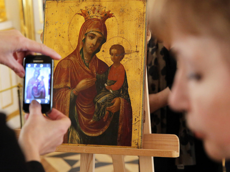 В Новгородском кремле открылась выставка, посвященная истории церкви Спаса Преображения на Нередице